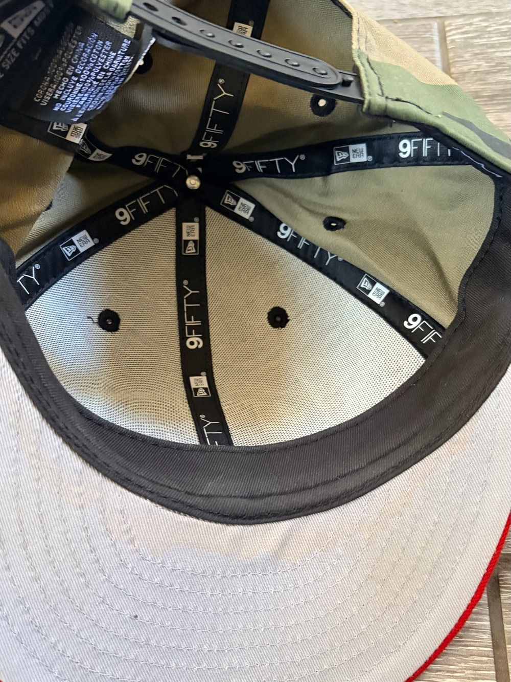 San Francisco 49ers Camo Snapback Hat - Picture 5 of 6